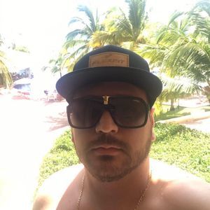 Meet your Posher, Gonzalo